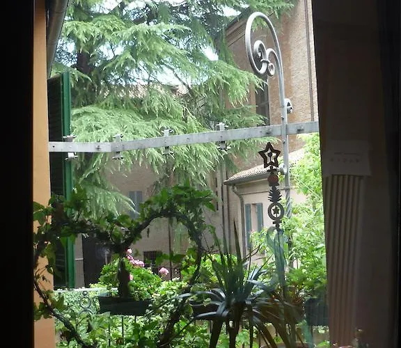 Il Giardino Segreto إيمولا